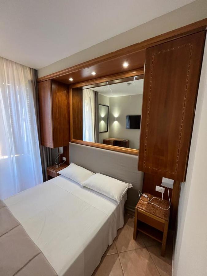 Affittacamere Regio Roma Exterior foto
